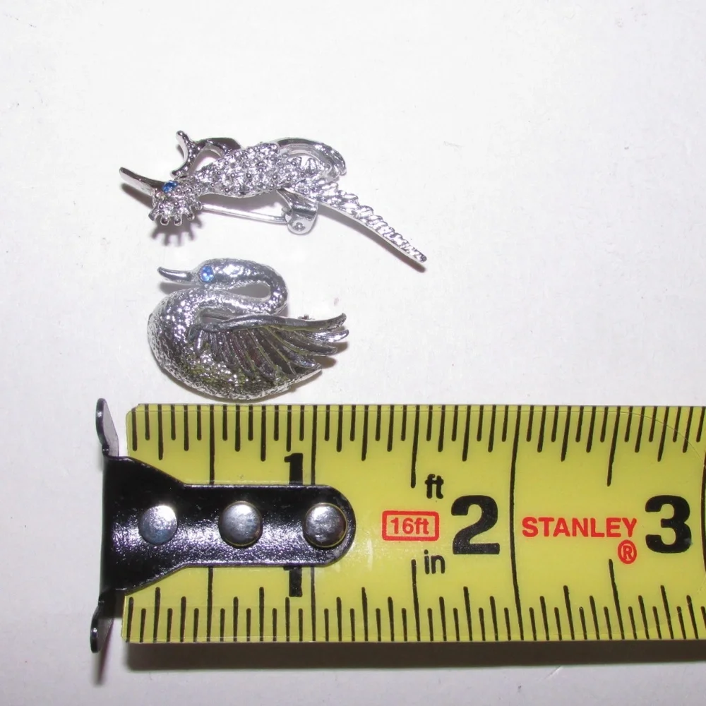 Vintage silver tone‎ pins brooch Gerry Swan blue eye + Roadrunner